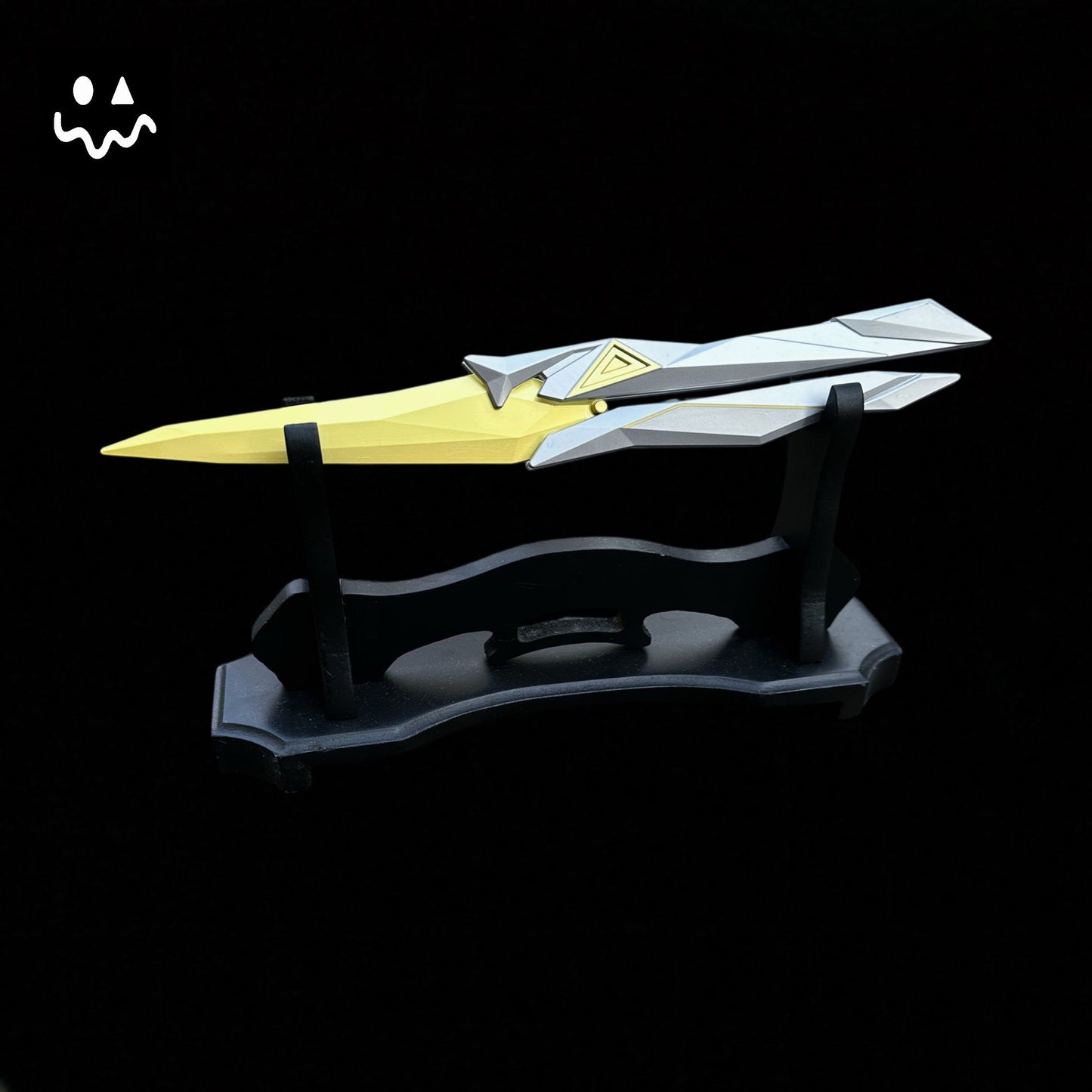 Cyberpunk Flip Prop 2.0 — Display & Cosplay Edition