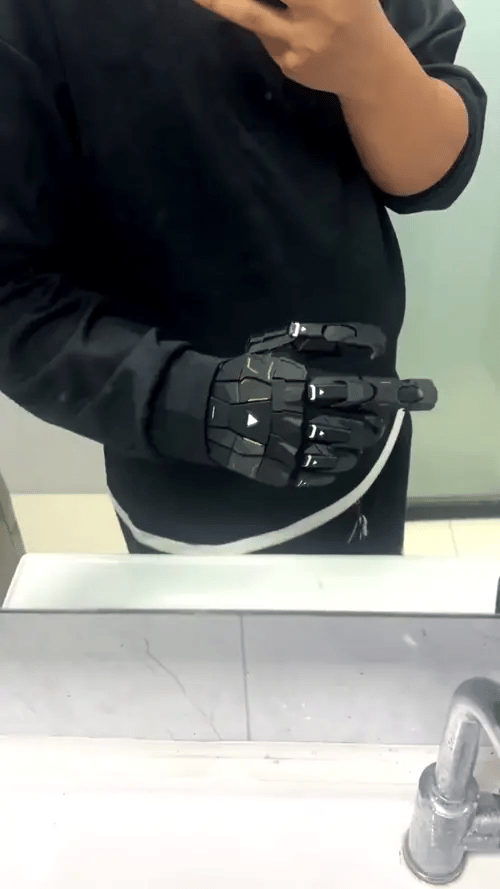 Cyberpunk X Exoskeleton Gloves – Complete Loadout